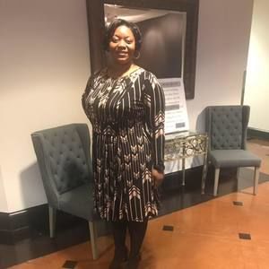 Meet your Posher, Stephanie